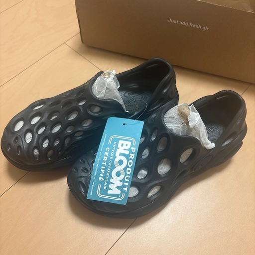 新品 MERRELL  サンダル 黒 レディース