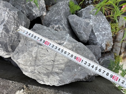 【庭石・割栗石】ロックガーデン ドライガーデン用　まとめ売り　約500kg以上　大量