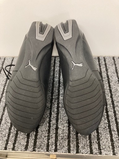 PUMA    FUTURE CAT オールブラック