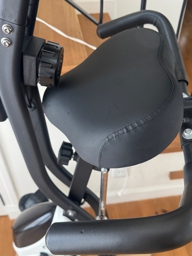 BTM XR エアロフィットネスバイク 背もたれ付き