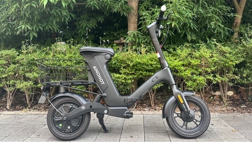 免許不要のバイクと自転車の中間の乗り物 (a) 曳舟の電動アシスト