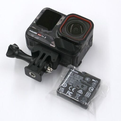 基本動作確認済み Insta360 Ace Pro2 8K AI搭載アクションカメラ 迷彩柄シール添付 バッテリー×2個 2024年発