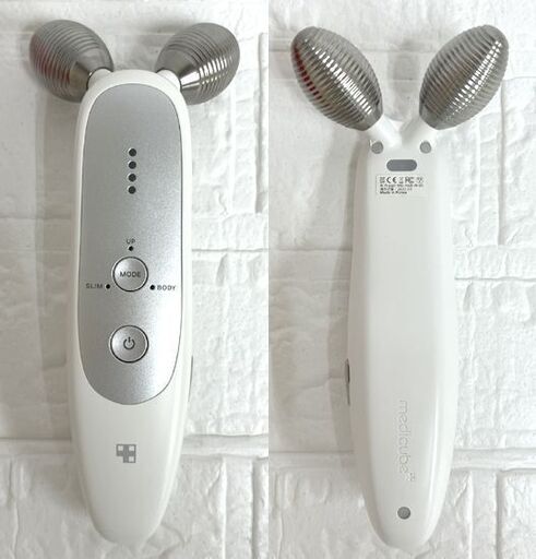 MEDICUBE メディキューブ AGE-R DEVICE ダーマEMSショット ME-AGE-R-01 スタンド付き 美容器 中古☆