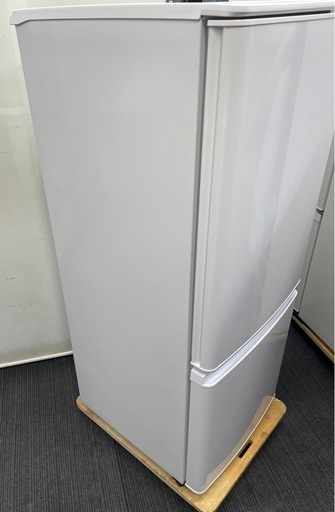 ★中古美品格安で　三菱電機MITSUBISHI  冷凍冷蔵庫  MR-P15E2H-W  146L 