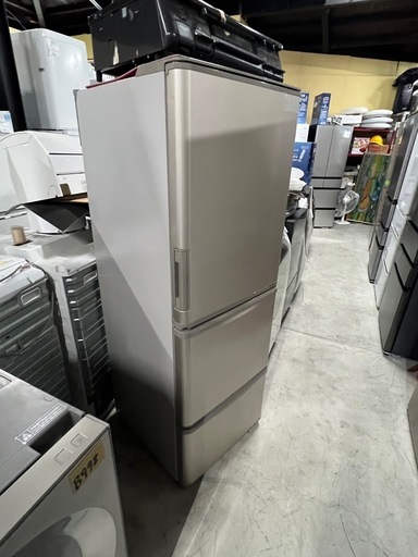 NO B921?福岡市内配送設置無料✨?冷蔵庫 ゴールド系 SJ-W353G-N [350L /3ドア /左右開きタイプ] 2020年