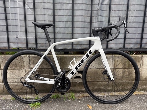 【極美品】2024年式 TREK Emonda SL 5 シマノ105（12速）