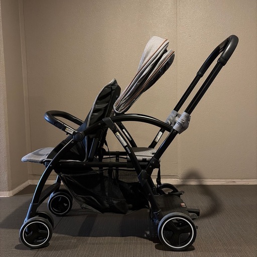 カトージ2人乗りベビーカー