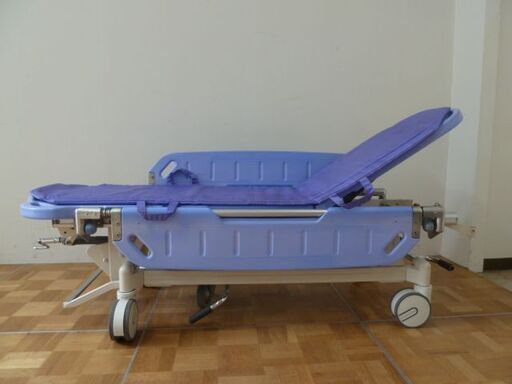 【中古】パラマウントベッド ハイローストレッチャー K721 昇降式 施設 介護 ベッド 車椅子 介助 搬送 移動 キャスター付