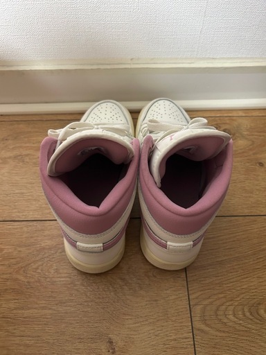 Nike Air Jordan 1 ハイカット スニーカー ホワイト/ピンク