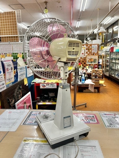 ●昭和レトロ 動きました！SANYO (三洋電機)製 卓上扇風機「EF-6DN」 (Dynamic Wide / ダイナミックワイド)