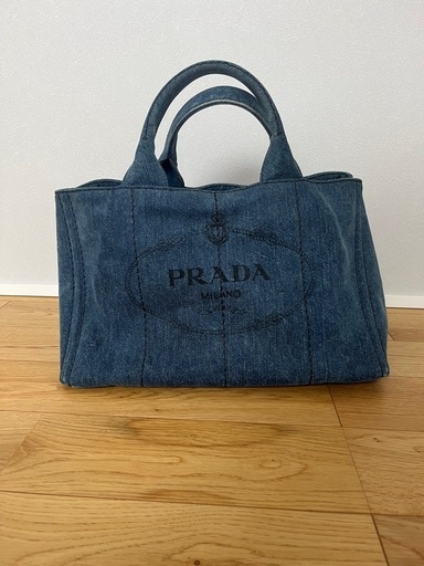 PRADA  カナパ
