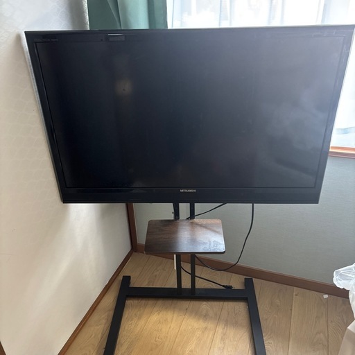 年式不明三菱REALシリーズ液晶テレビ