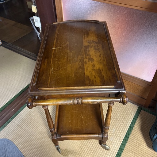 カリモク家具ヴィンテージキッチンワゴン (黄色いアヒル) 西飾磨の収納