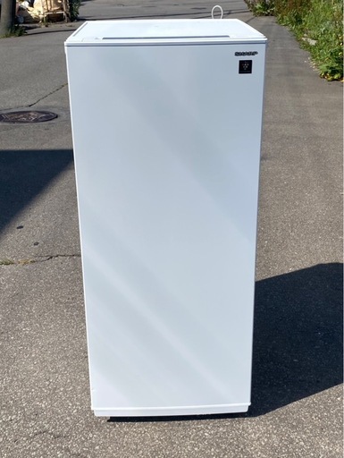万代店 シャープSHARP 冷凍庫 126L FJ-HF13H 2022年製