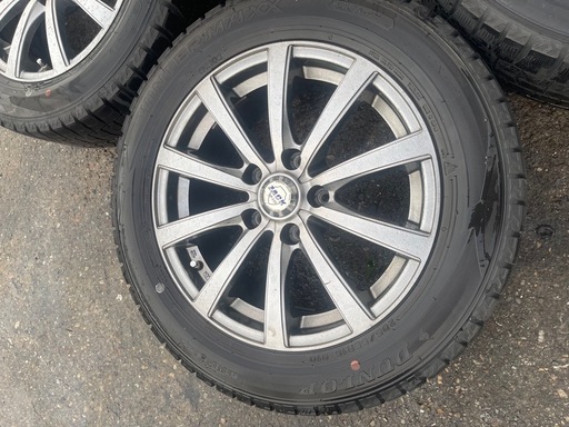 205/55r16アルミホイールとタイヤ