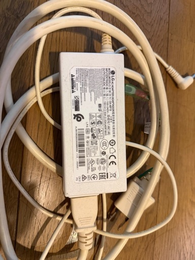 LG 27インチ 4Kモニター 27UK650-W
