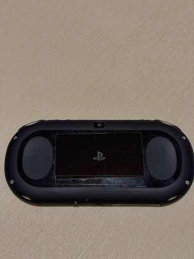 PS VITA 8GB メモリーカード　ケース付き God eater 2 レイジバースト ソフト付属