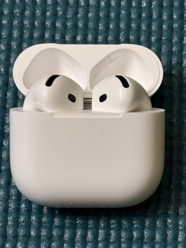 Apple AirPods 4 アクティブノイズキャンセリング搭載 本体