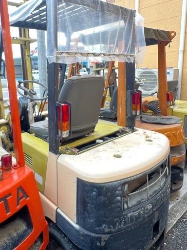 5froklift gasoline 1.5ton3.   900kg2froklift