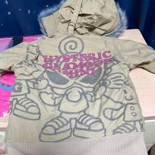 ヒステリックミニ　　　スケボーミニ　　　ジャンバー