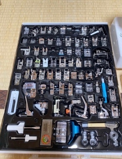 ミシンセット JAGUAR JTA-3300W ＋押さえ金セット＋糸＋ボビン＋裁ちばさみ