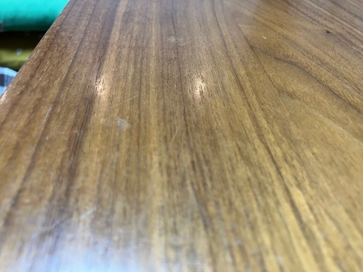 ダイニングテーブル
