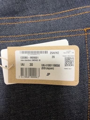 A.P.C NEW STANDERD サイズ30 未着用 美品