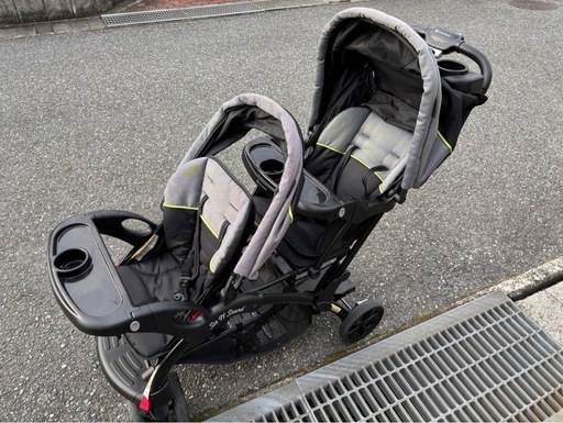 Baby trend 二人乗りベビーカー　美品