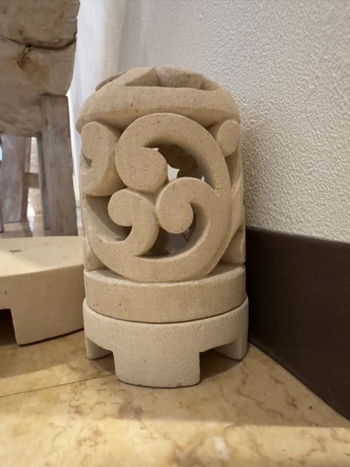 Amazon.co.jp: Alabaster (アラバスター) キャンドルホルダーセット 取引中！　　
🕯️ 【YELLOW BOX購入価格約12,000円】パラス石調 ストーンオブジェ 大小2個セット ドーム型 キャンドル