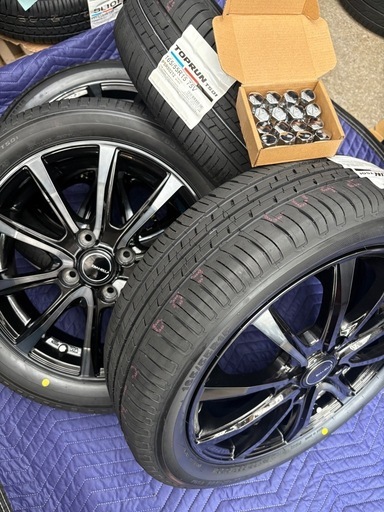 ㉖165/55R15新品タイヤ4本と中古美品ホイールとナット付き