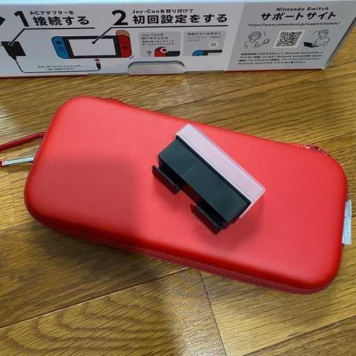 NintendoSwitch 本体
