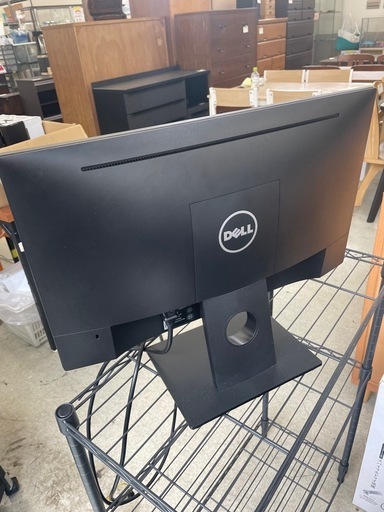 店2607-111 Dell デル 24インチ マルチメディアモニター 液晶ディスプレイ 2018年製 通電確認済み　傷汚れあり