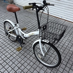【折りたたみ自転車】美品❗️20インチ　外装6段変速　前カゴ付　若林自転車　膳所店　SALE中❗️の画像