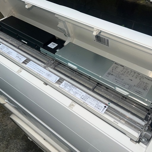 東芝 エアコン8〜10畳 RAS-N251ADXT 2024製 別荘外し 美品