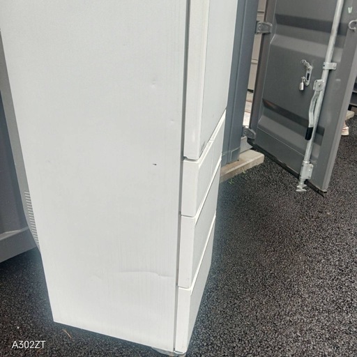 B6k8p4 送料設置無料 　三菱　自動製氷機能付大型冷蔵庫　455L
