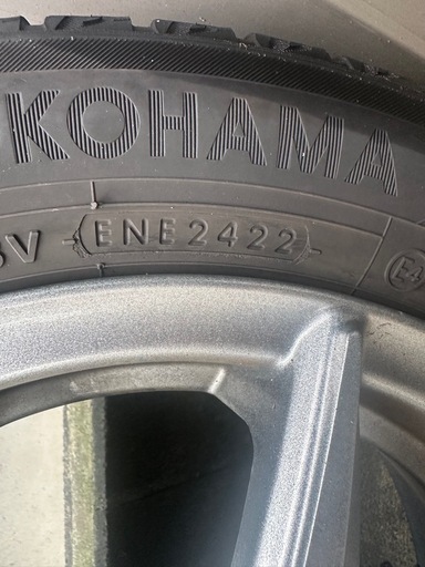 スタッドレスタイヤ　　　155/65 R14 アイスガード　中古４本　2022年製