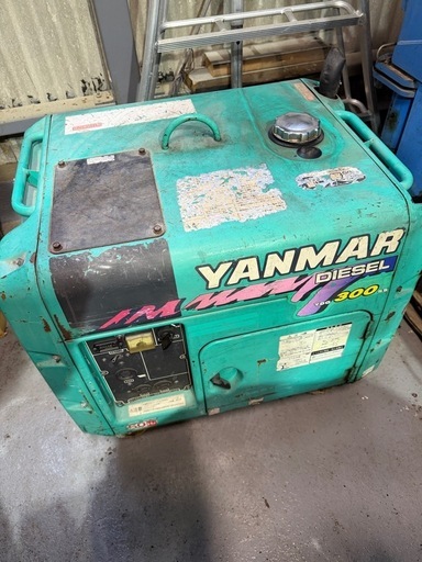 ヤンマー発電機　YDG300ＳＳ