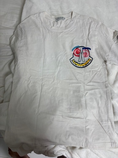 モンクレールTシャツ