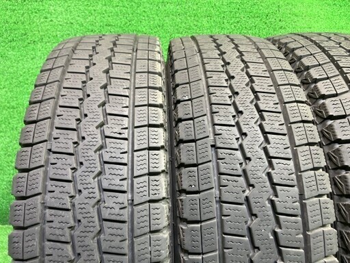 DUNLOP スタッドレス ダンロップ ウィンターマックスSV01 185/80R14 97/95N LT 4本