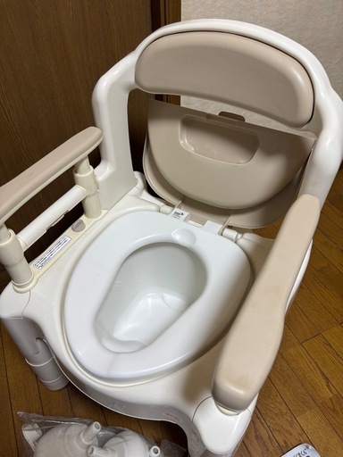介護用ポータプルトイレ　新品未使用