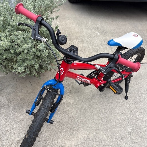 ヨツバサイクル　子ども自転車　16インチ
