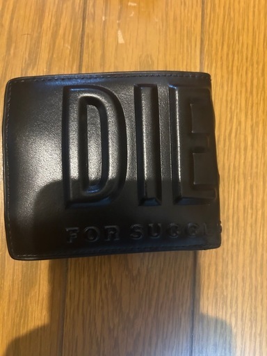 DIESEL折り畳財布