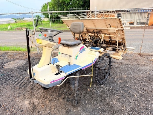 イセキ 田植機 こまきちゃん 付き ラブリーミニ5 5条植え ガソリン 農機具 田植え機 除草剤散布機 ISEKI 実動 セル式 