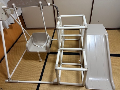 ジャングルジム