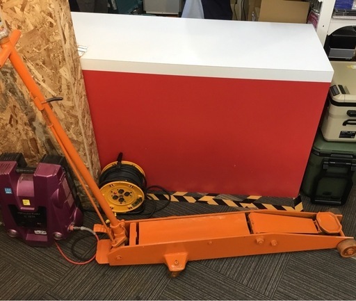 【店頭引取限定】【中古】【現状販売】不明 ジャッキ 16,500円(税込)