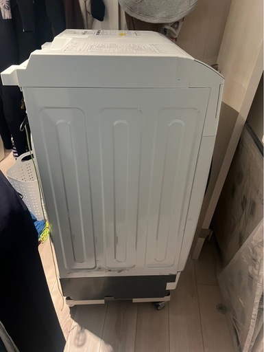 アイリスオーヤマのドラム式洗濯乾燥機 
FLK832