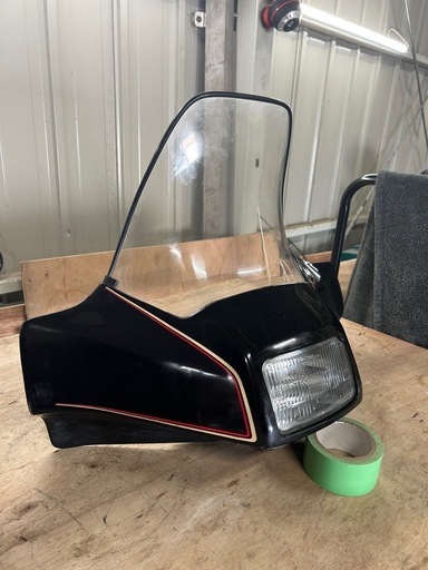スノーモービル　PZ フロントカウル　ヤマハ