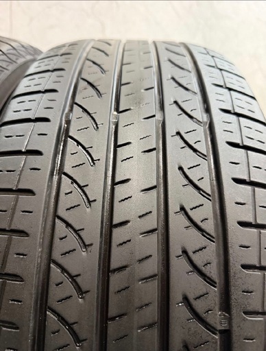 235/55R19 タイヤ2本　ヨコハマ　AVID GT 2023年製造