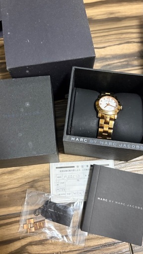 Marc JACOBS 時計レディース (あおい) てだこ浦西のアクセサリー