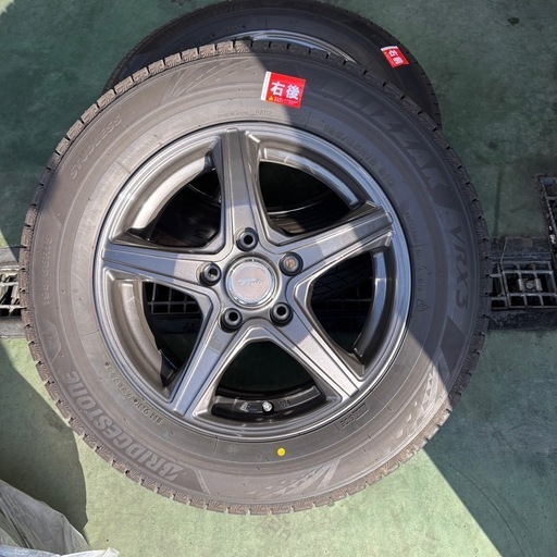 ブリヂストン VRX3 195/65R15 スタッドレス ホイール付き4本セット 2026年2月購入